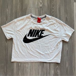 Nike Cropped Tee Shirt Nike Logo